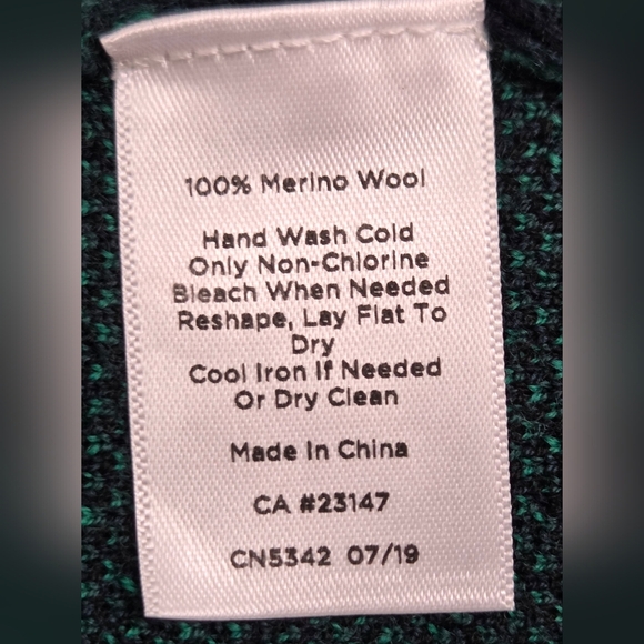 Talbots Women's Checkered 100% Merino Wool Sz XS Cardigan Dark Green and Navy - Picture 4 of 11